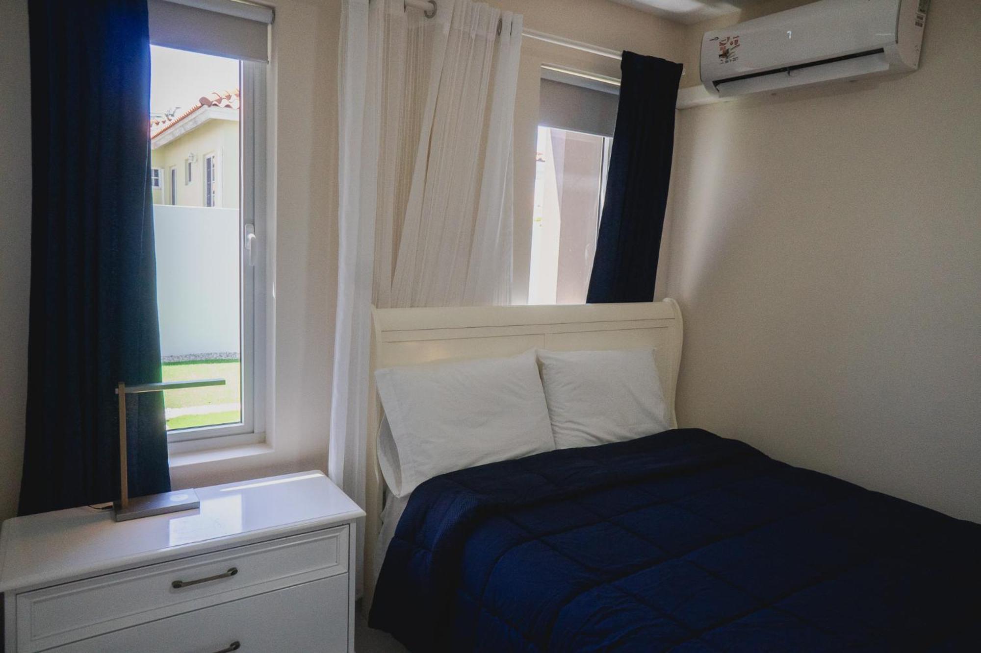 Pavia'S Centerpoint Oasis Apartment Oranjestad Ngoại thất bức ảnh